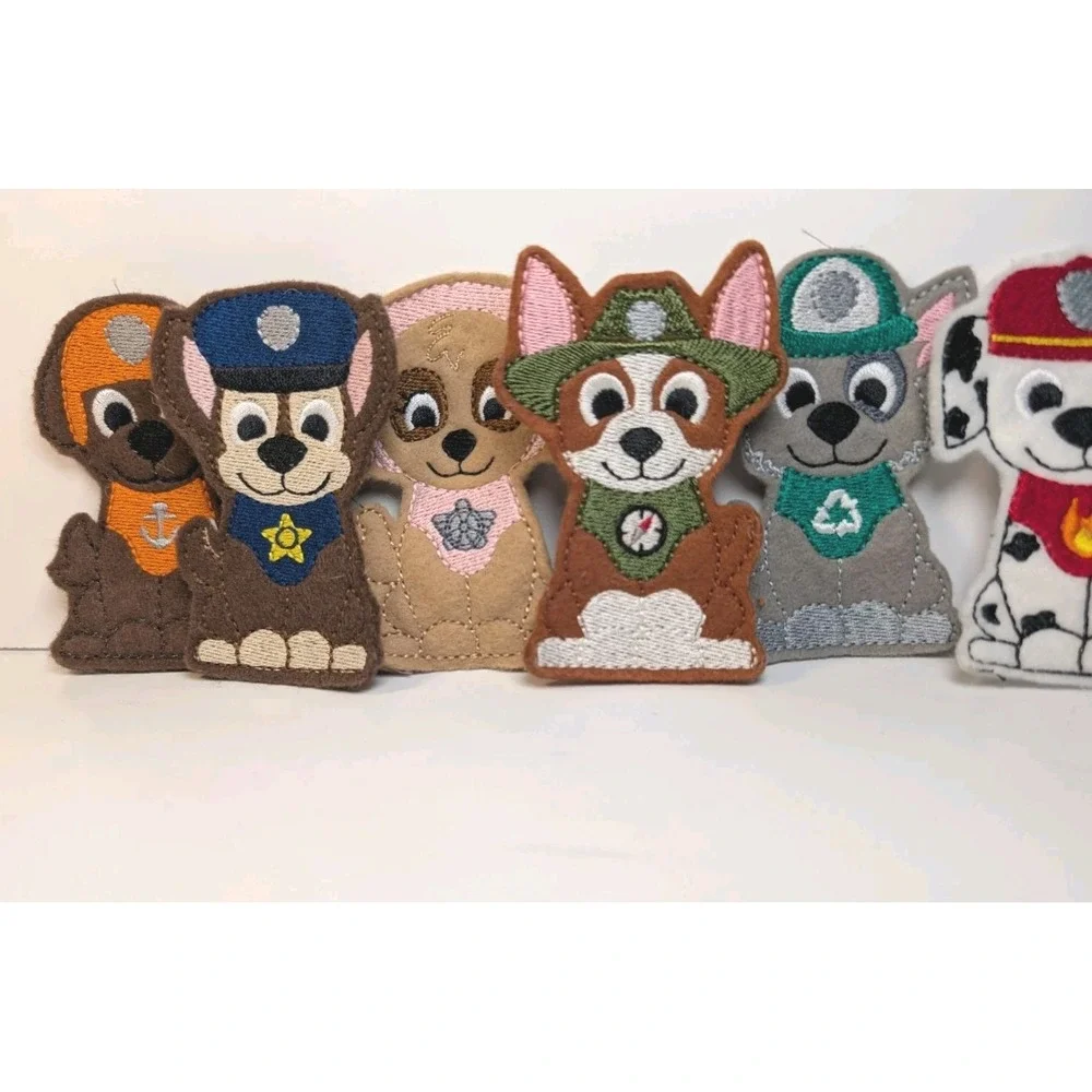Paw Patrol Nickelodeon Felt Finger Puppets Hand Crafted With Carry Case Lot Of 9